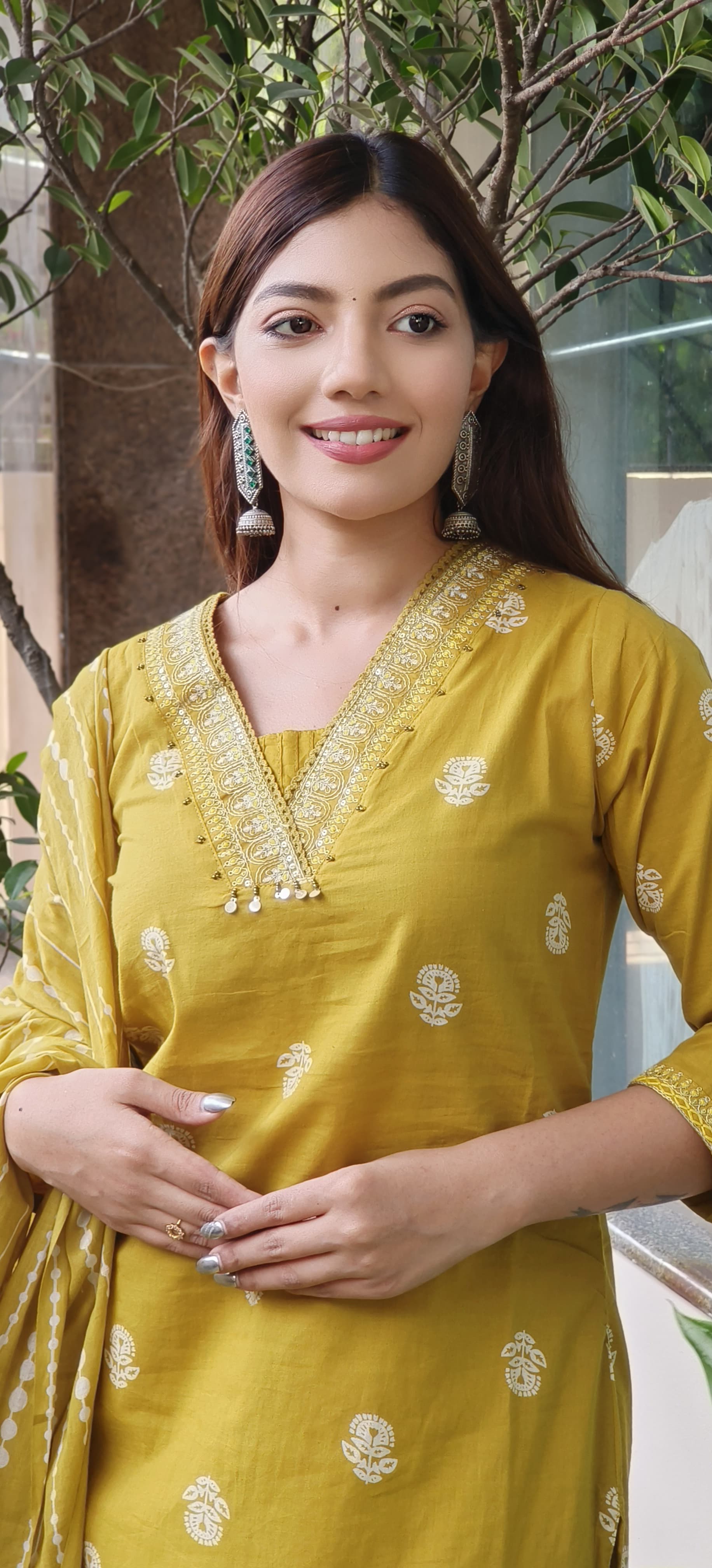 V-Neck Full Cotton Kurta Pant Set With Dupatta- 09608