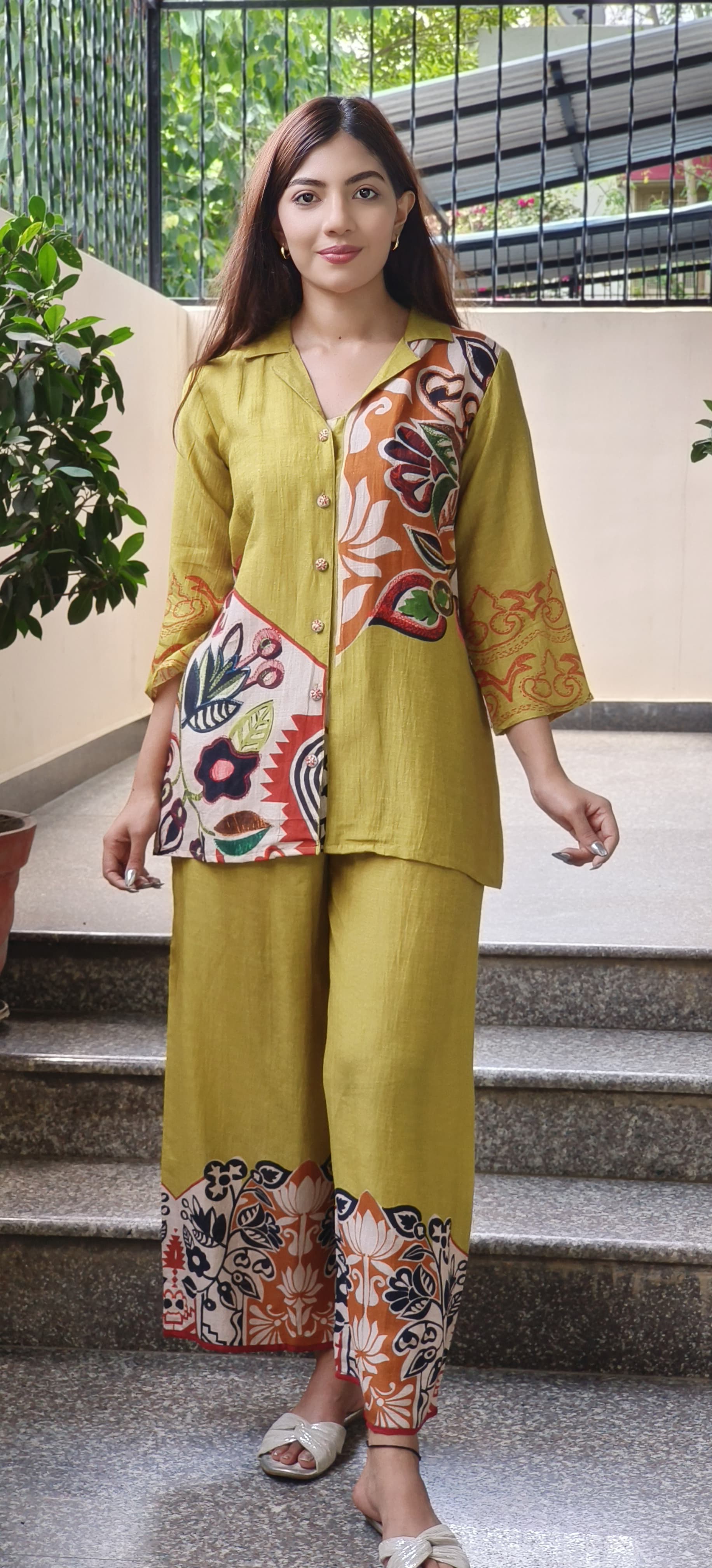 Stylish Pure Linen Fabric Cord Set In Placement Floral Print- 09590