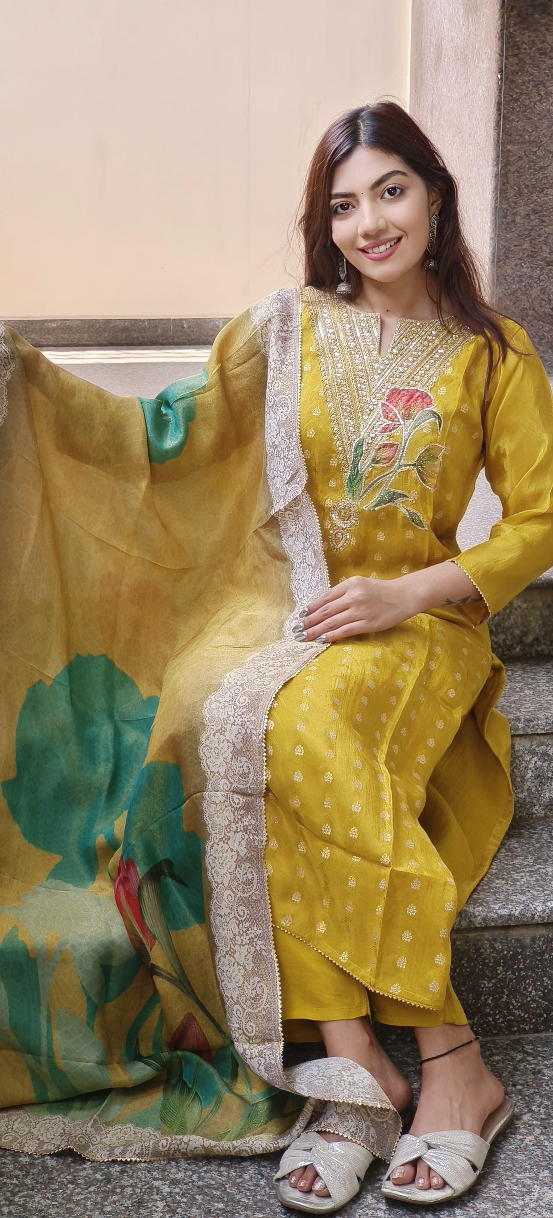 Tissue Fabric Zari Work Full Kurta Pant Set With Floral Dupatta- 09587