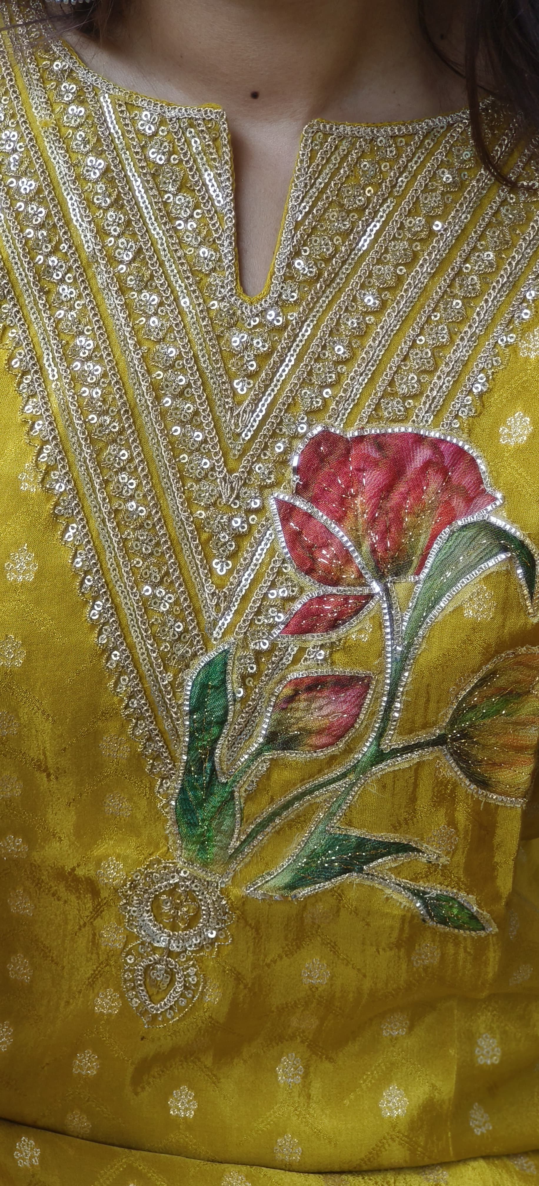 Tissue Fabric Zari Work Full Kurta Pant Set With Floral Dupatta- 09587