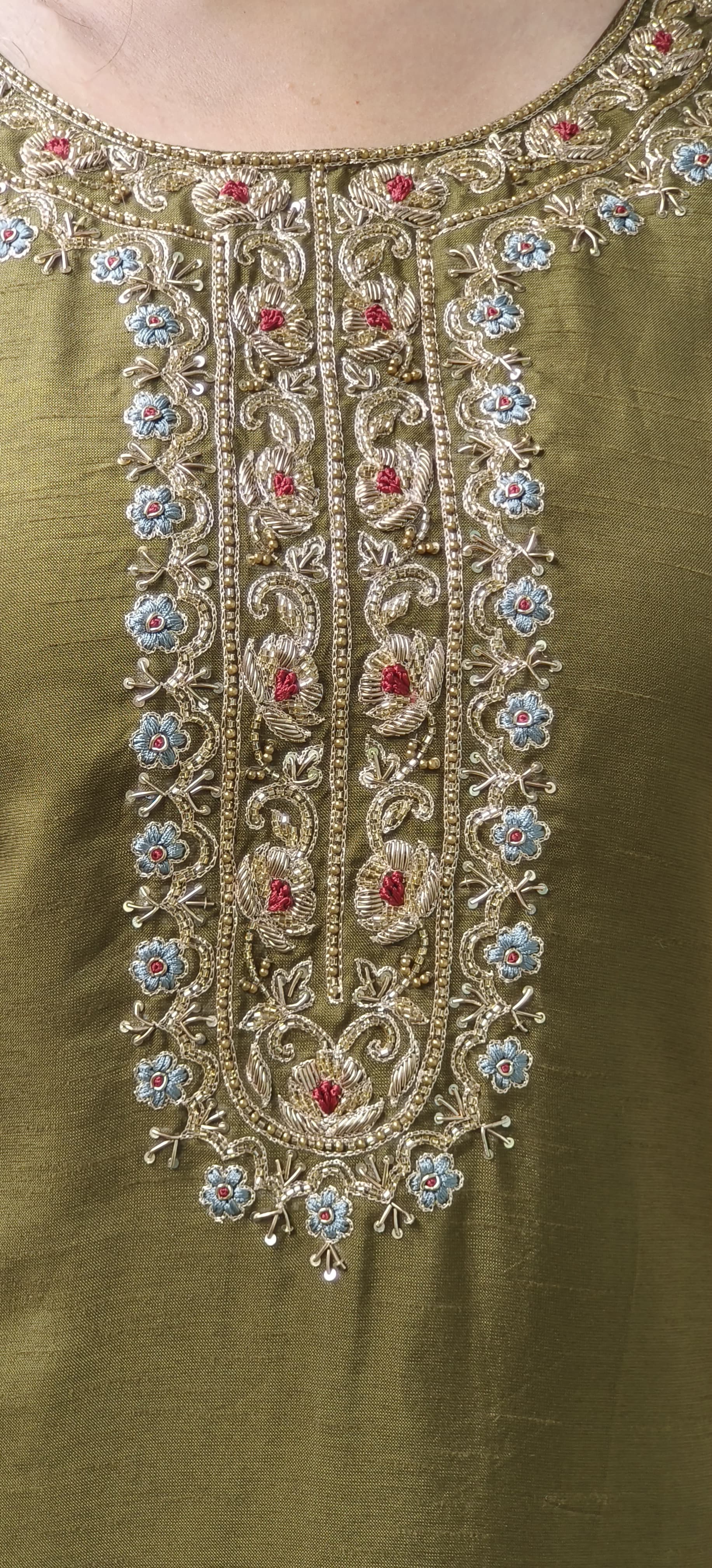 Beautiful Embroidered Silk Fabric Floral Print Farsi Shimmer Tissue Bottom And Organza Dupatta 09745