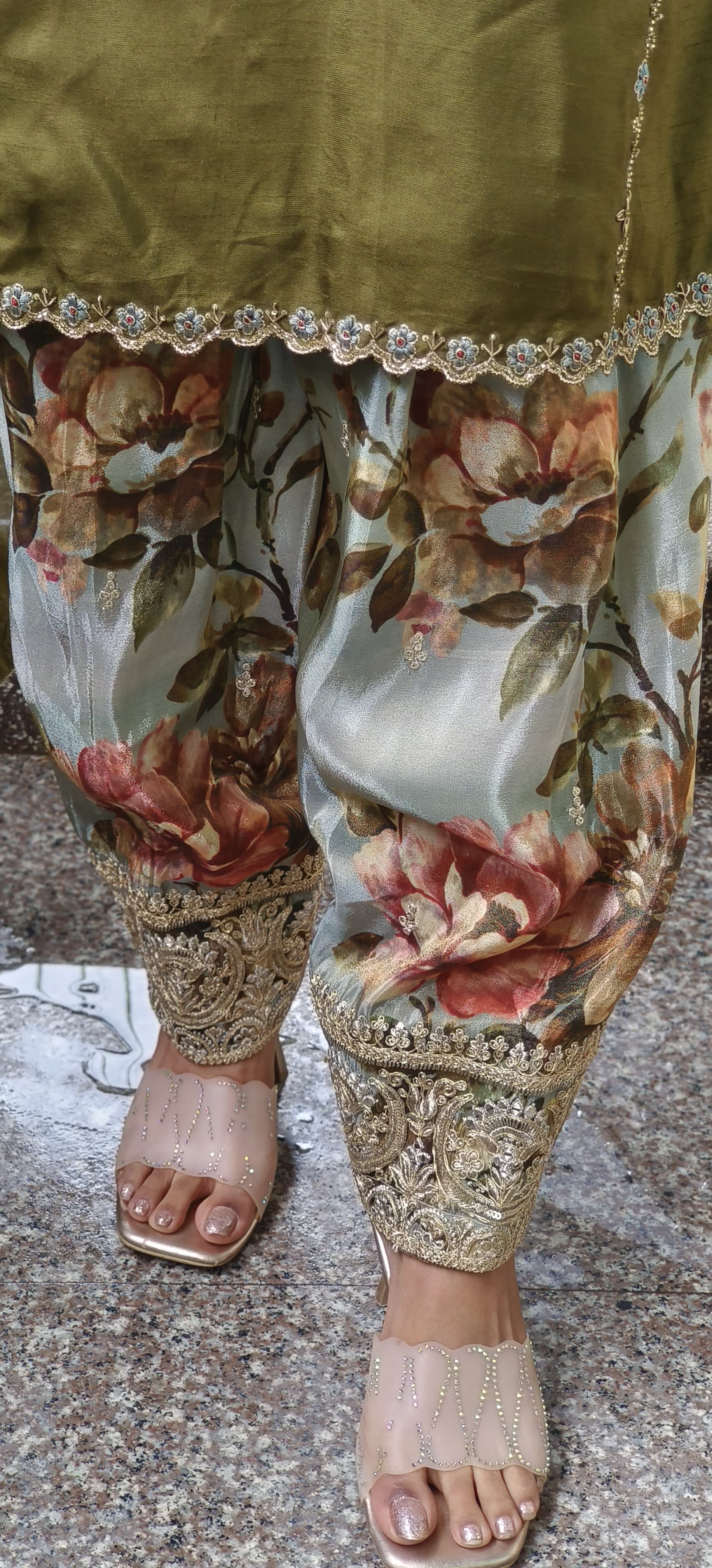 Beautiful Embroidered Silk Fabric Floral Print Farsi Shimmer Tissue Bottom And Organza Dupatta 09745