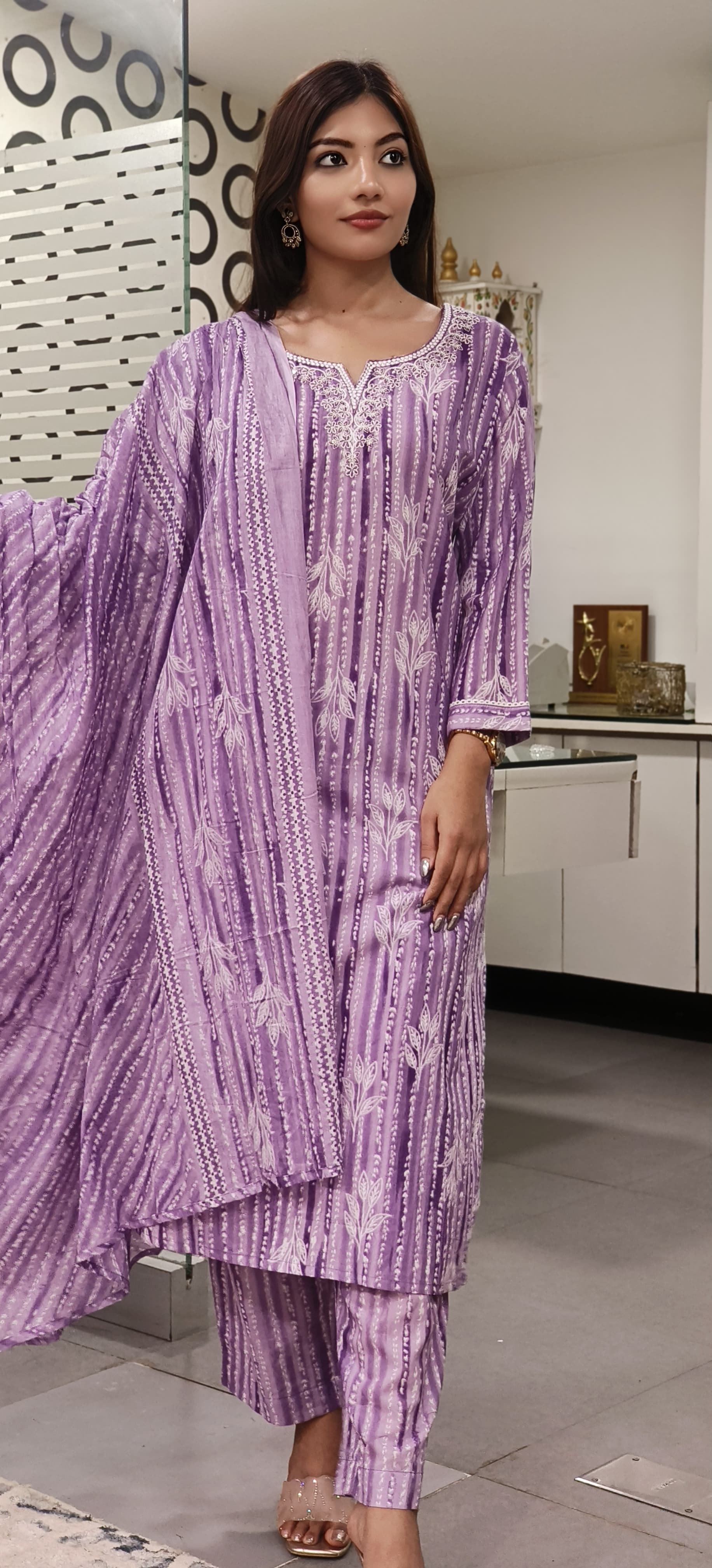 Beautiful Thread Embroidered Neck Kurta Pant Set With Dupatta- 09778