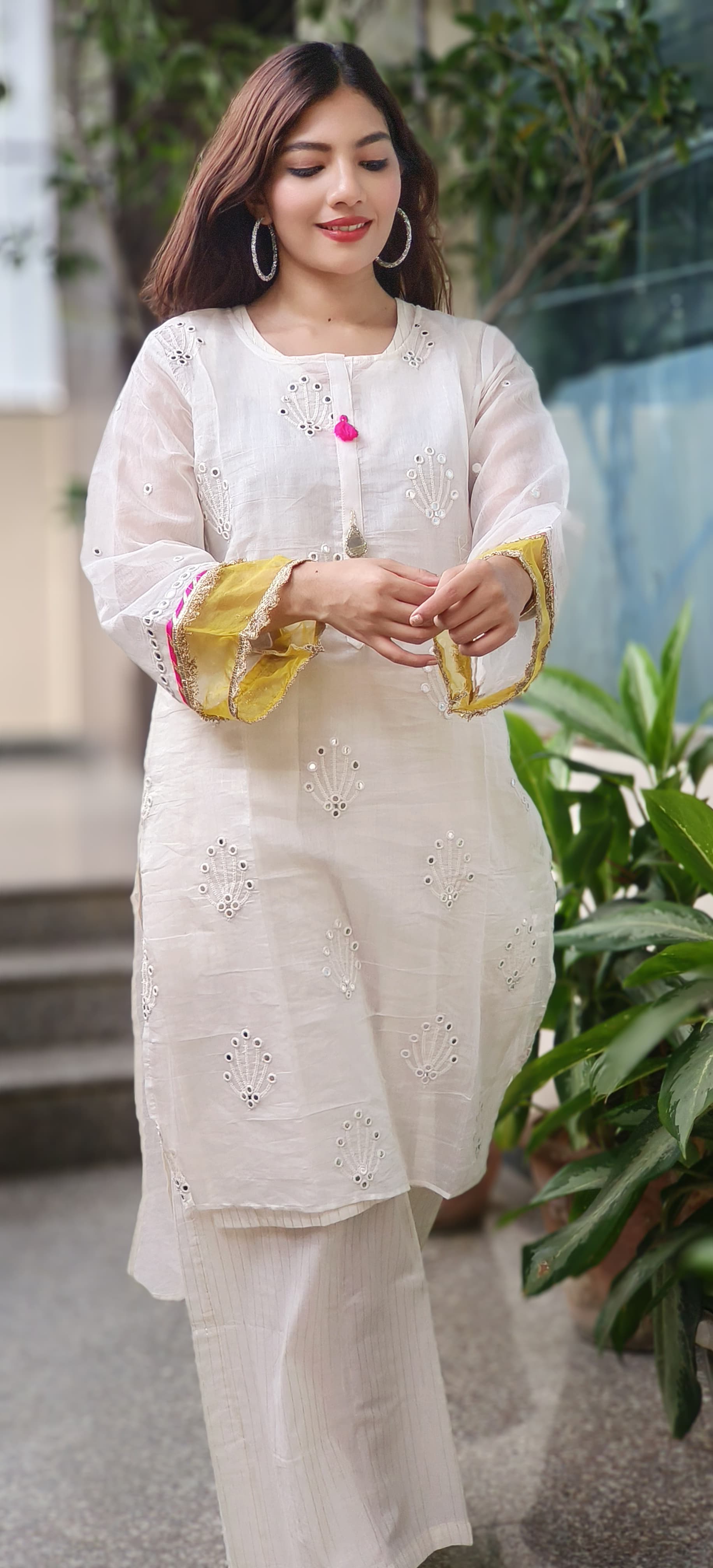 Foil Mirror Work Chanderi Outer With Inner & Pant In Lurex Fabric - 09965