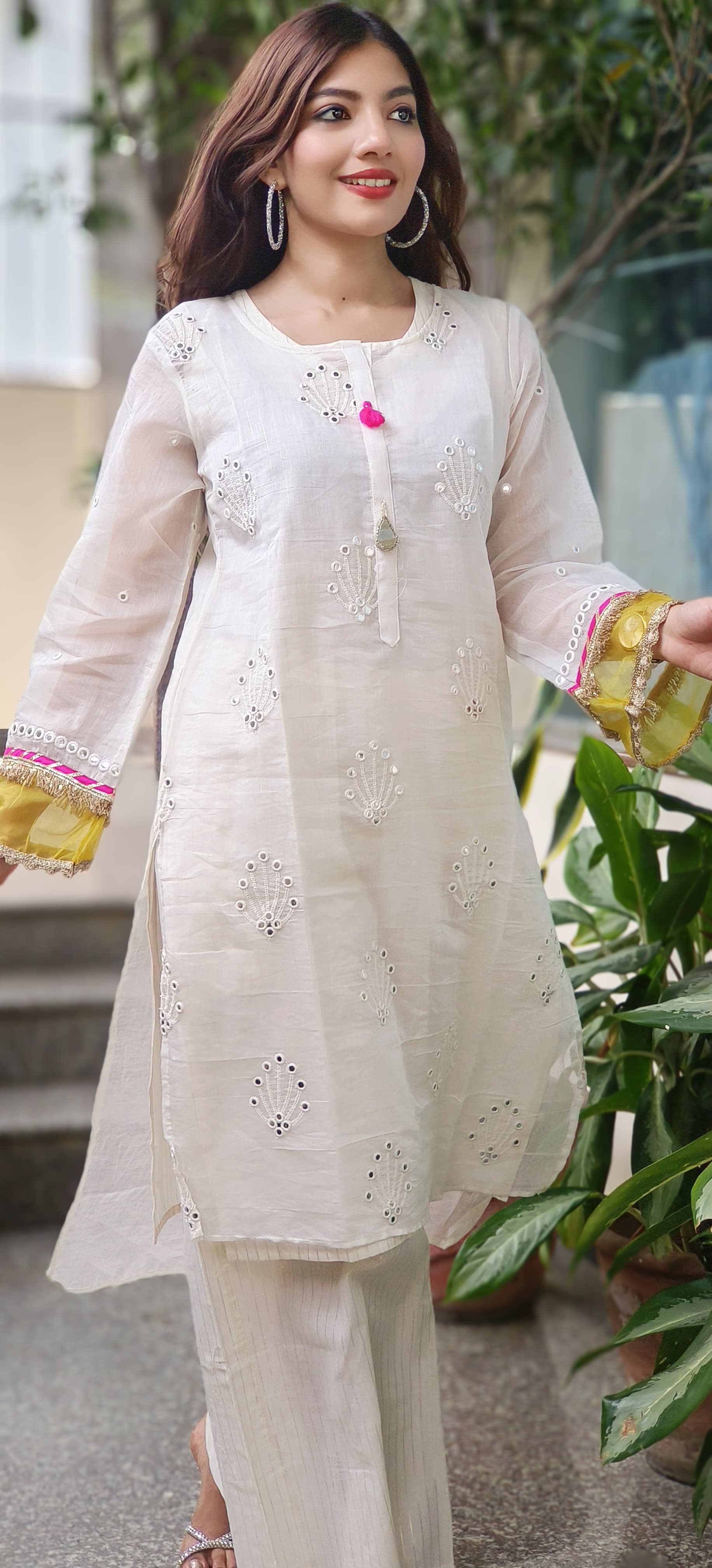 Foil Mirror Work Chanderi Outer With Inner & Pant In Lurex Fabric - 09965