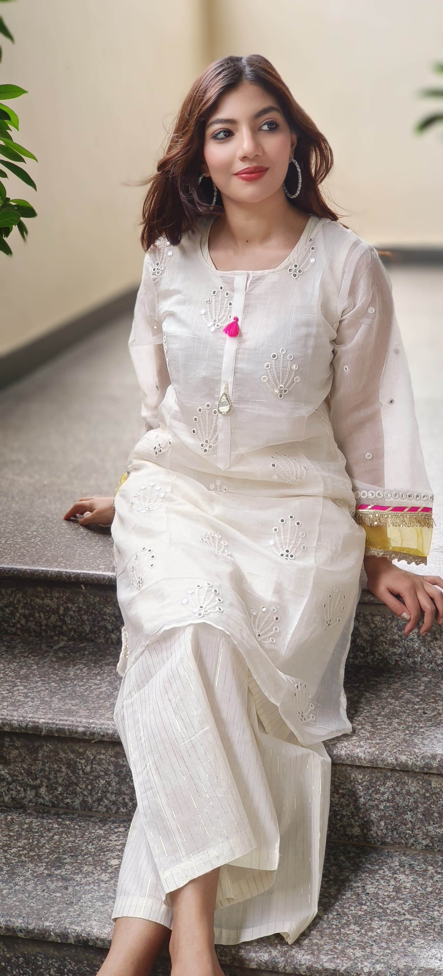 Foil Mirror Work Chanderi Outer With Inner & Pant In Lurex Fabric - 09965