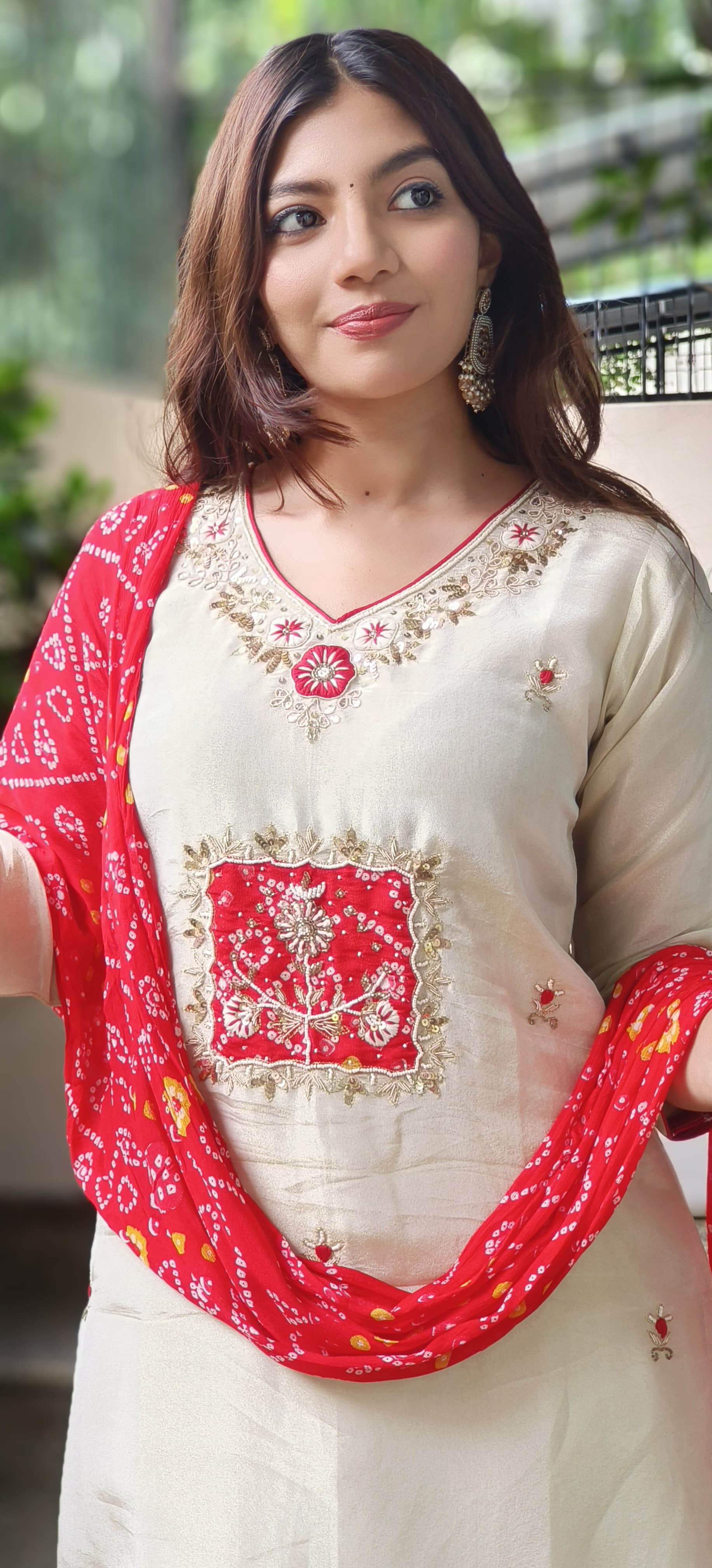 Thread & Zari Embroidered Shimmer Tissue Full Suit With Bandhani Print Chiffon Dupatta In Pink