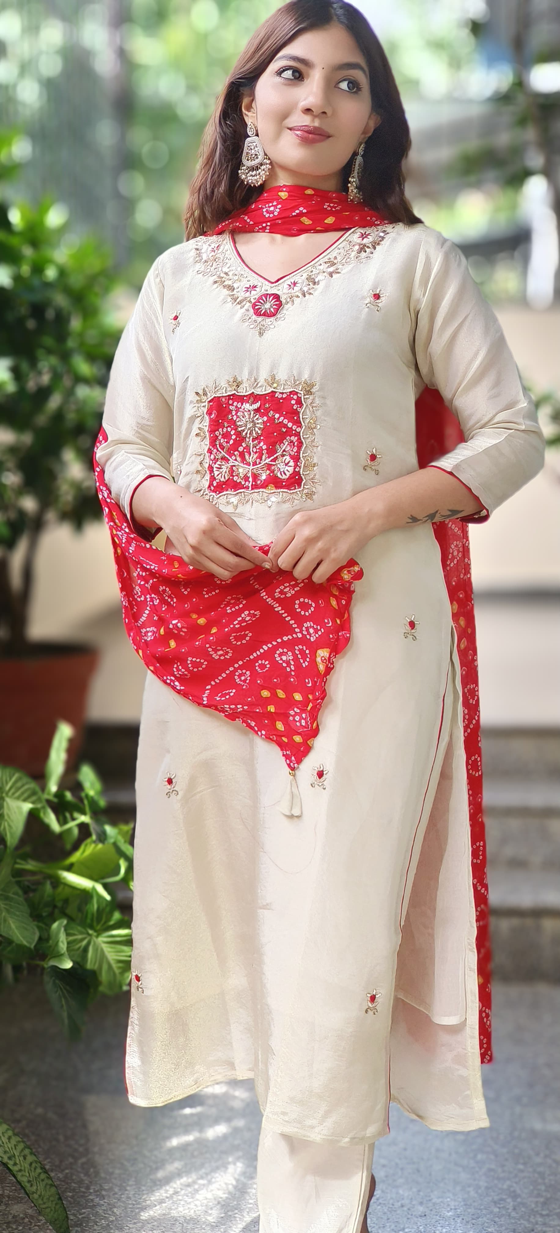 Thread & Zari Embroidered Shimmer Tissue Full Suit With Bandhani Print Chiffon Dupatta In Pink