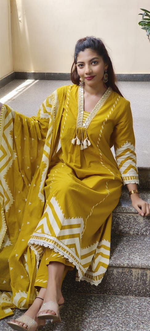 Zehra Chevron Suttle Work Mirror A-line Cotton Full Suit Set With Dupatta 10415