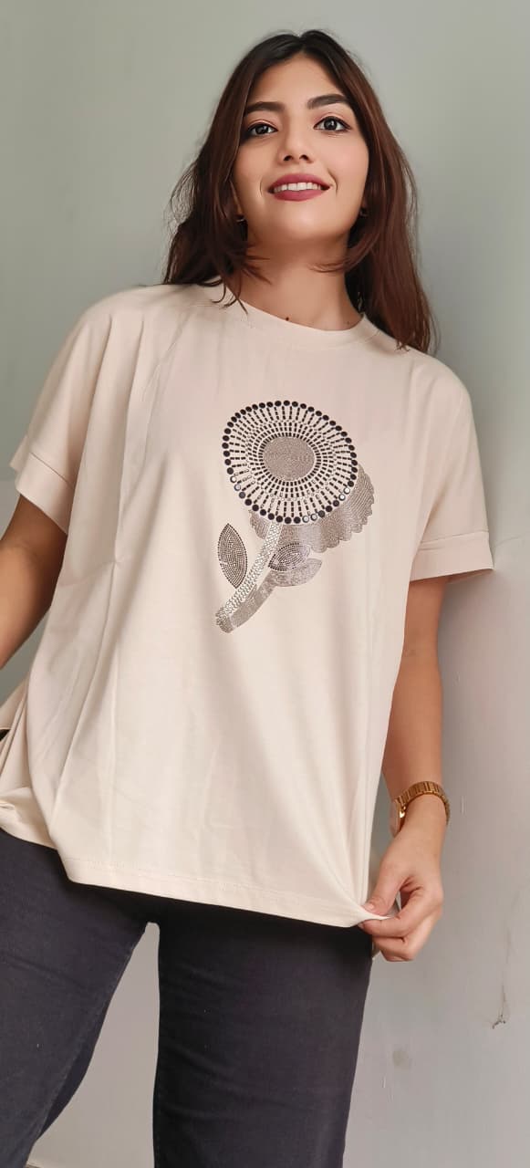 Stone Flower Shadowed Casual Tee