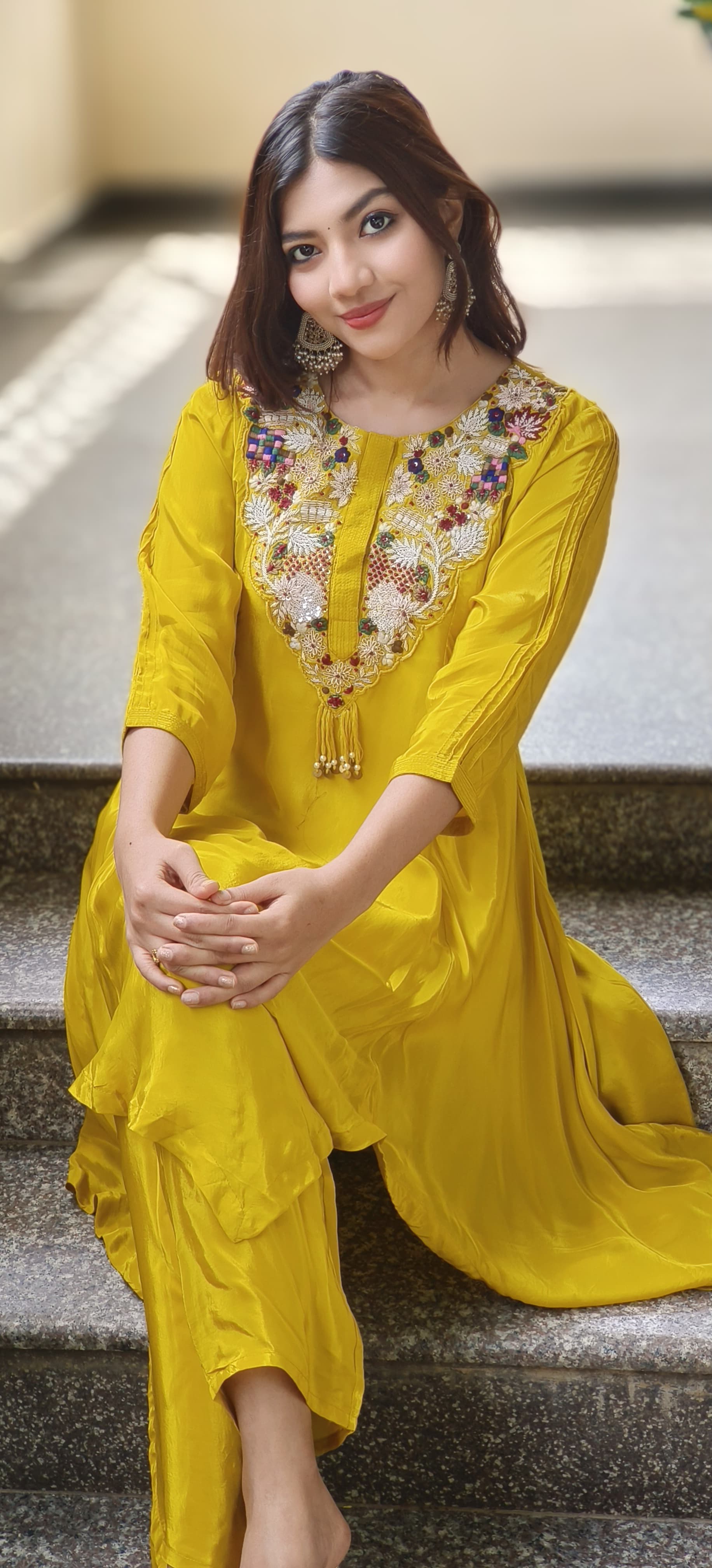 High & Low Flowy Crepe Embroidered Neck Kurta Pant Set In crepe Fabric