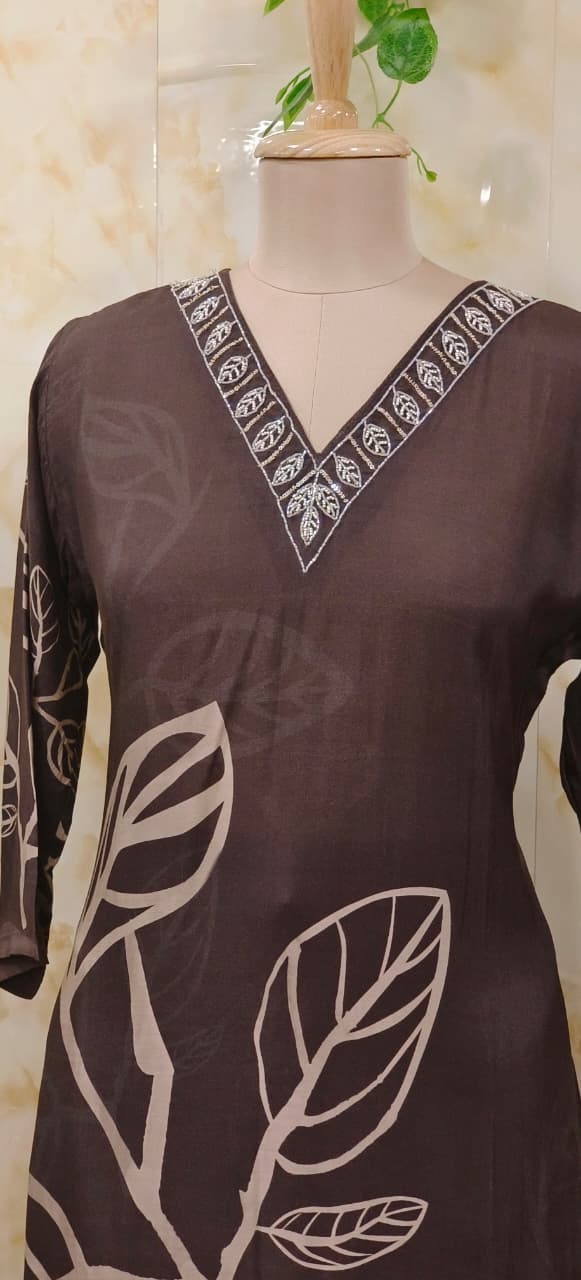 Gaint Leafy Print V-Neck Beads Worked Kurta Pant Set In Muslin Fabric- 11632, 11633, 11634, 11635
