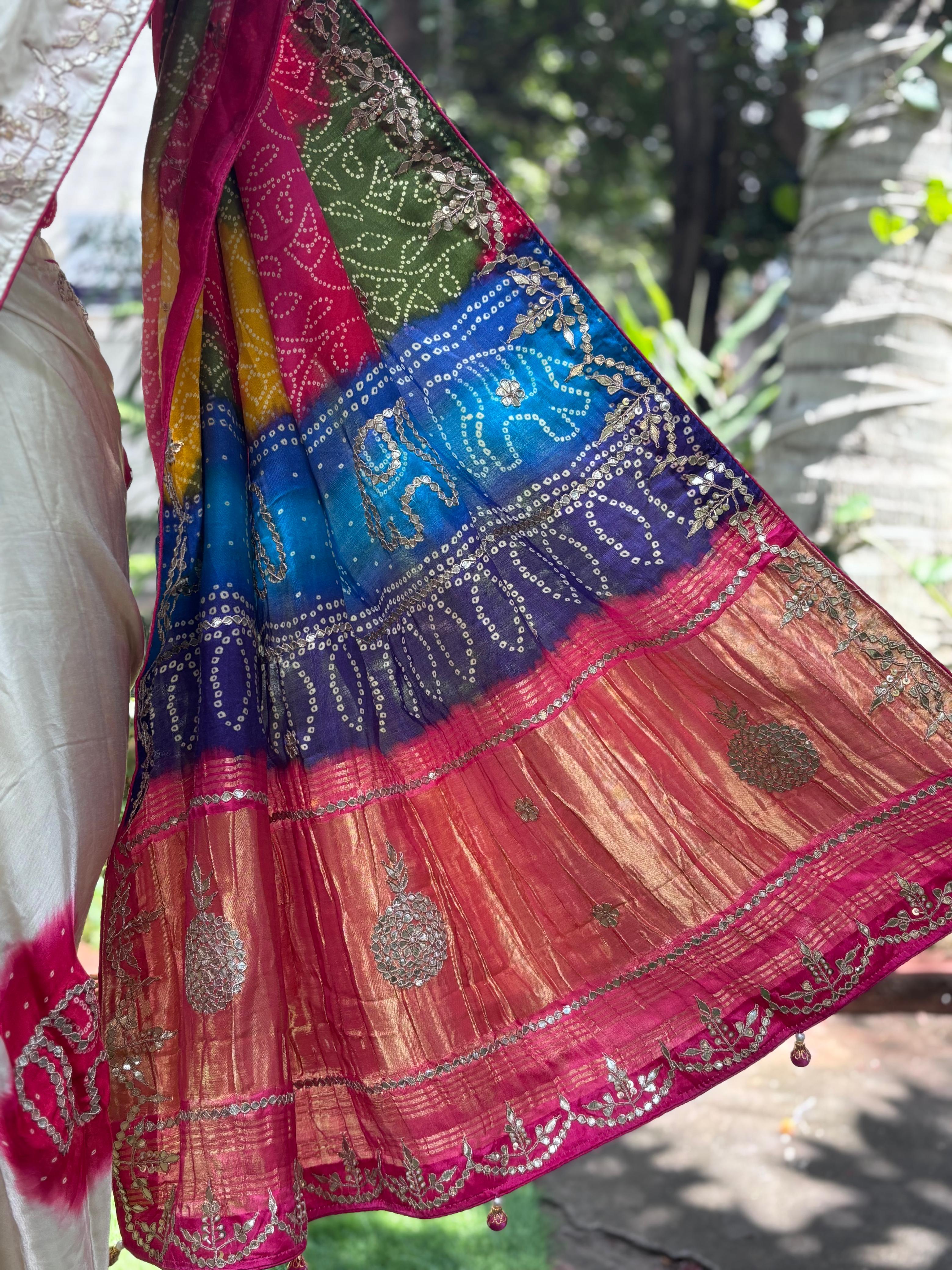 Gotta Minimal Bordered Tri Color Bandhej Saree With Unstitch Blouse