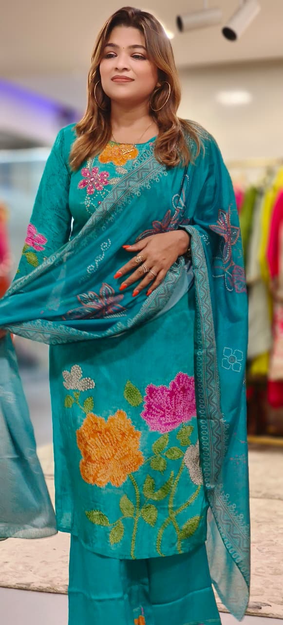 Crepe Full Suit Set With Loose Palazzo Bottom & Dupatta In Flower Prints- 11801