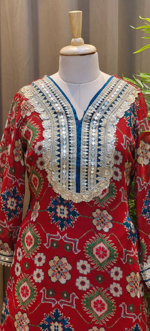 Maroon Printed Georgette Kurta Set with Heavy Sequins & Cut-Dana Embroidered V-Neck and Contrast Border Detailing-12806