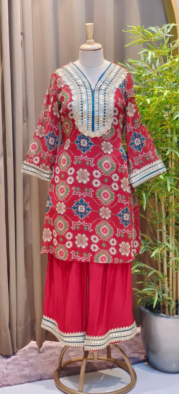 Maroon Printed Georgette Kurta Set with Heavy Sequins & Cut-Dana Embroidered V-Neck and Contrast Border Detailing-12806