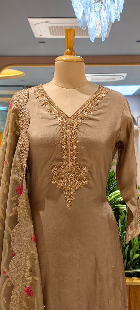 Kundan Look Golden Zardosi Work Cut-Work Grand Floral Dupatta Tissue Full Suit Set- 13050