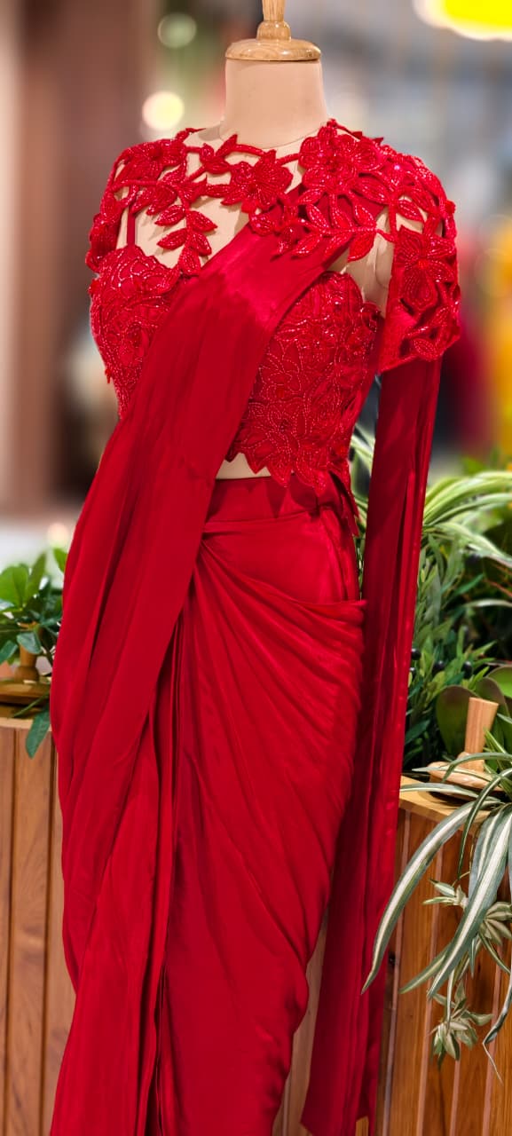 Luxurious Cut-Dana Embellished Leafy Cut-Work Blouse With Drape Saree- 13038