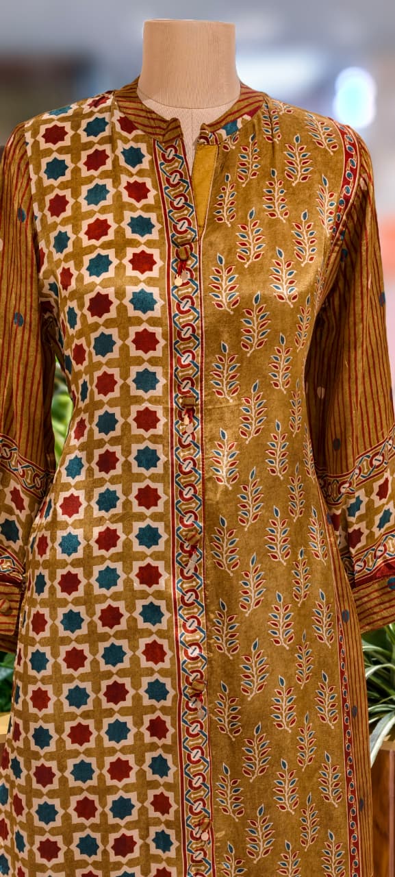 Multi Printed Mandarin Collar Long Straight Kurta With Matching Bottom In Crepe Fabric- 13124