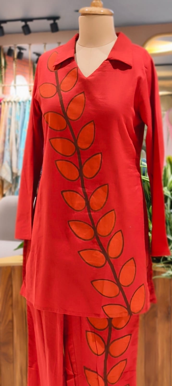 Placement Leafy Print Solid Color Matching Collared Co-Ord Set In Cotton Fabric-13219