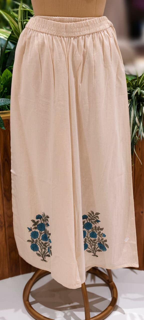 Real Mirror Beautiful Neck Line Floral Printed A-Line Kurta Pant Set In Cotton Fabric-13222