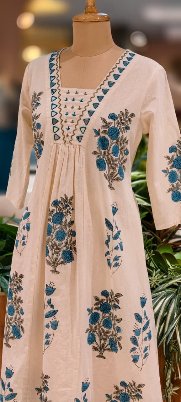 Real Mirror Beautiful Neck Line Floral Printed A-Line Kurta Pant Set In Cotton Fabric-13222