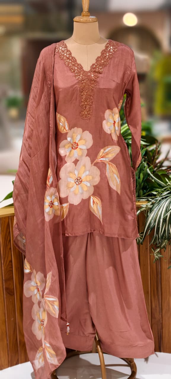 Floral Patch With Cut-Work Neck Line Full Suit Set With Dupatta & Farsi Shalwar-13231(Loose Fit)