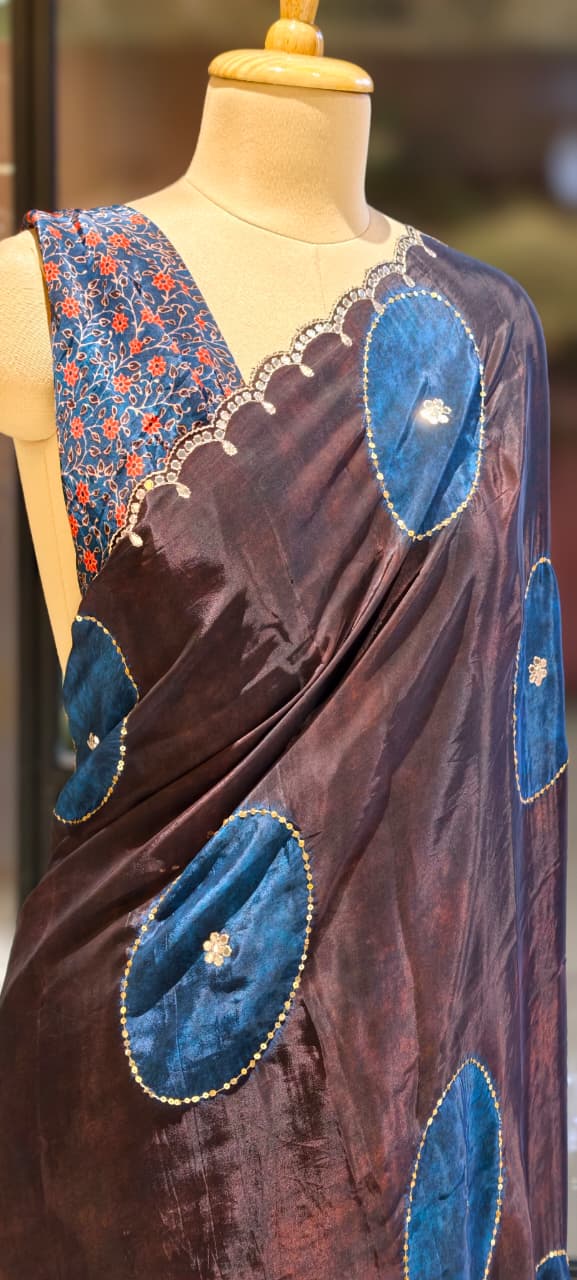 Round Sequin Highlighted Border Designer Saree With Unstitched Blouse- 13337