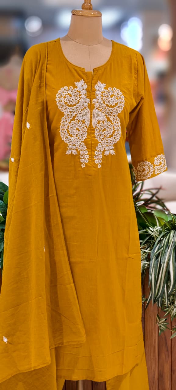 Minimal Work Yoke Solid Full Suit Set With Dupatta In Cotton Fabric- 13317