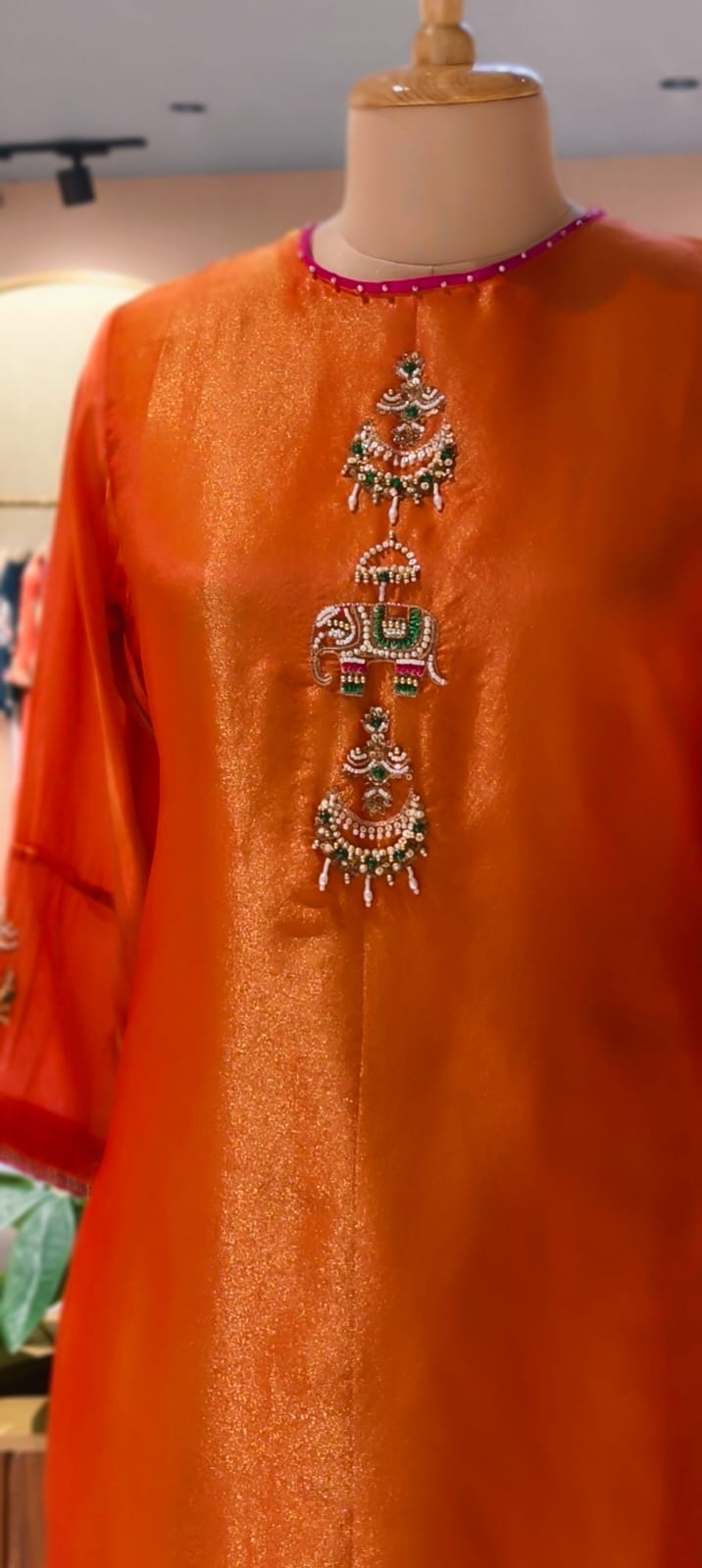 Minimal Kundan Figure Work Front Designed Solid Tissue Full Suit Set With Dupatta- 13377