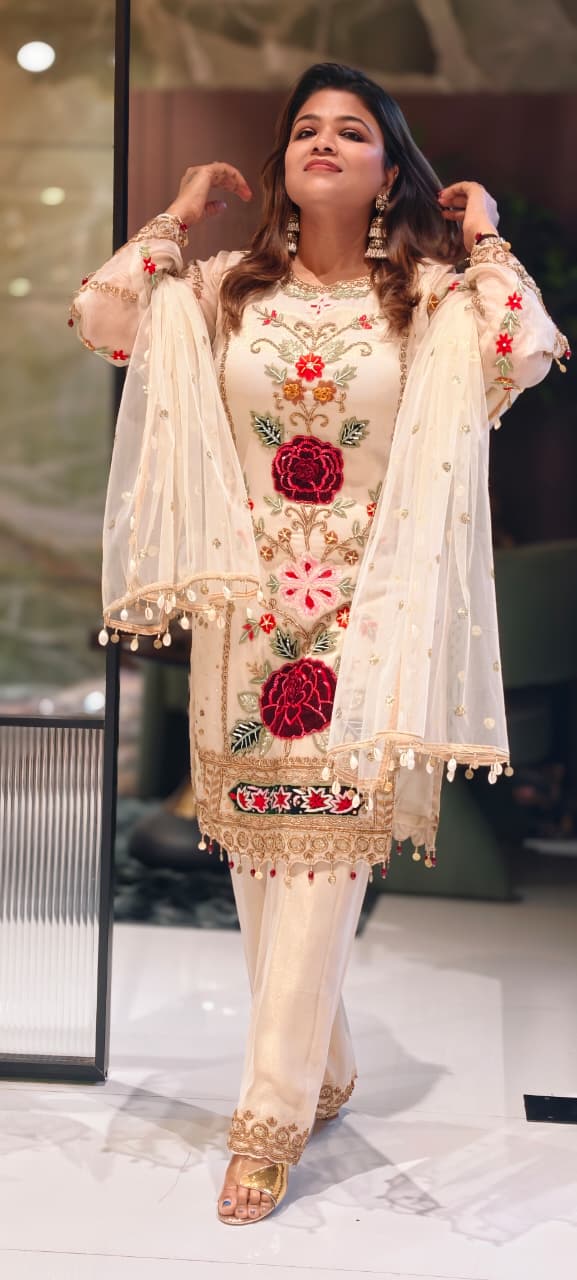 Regal Embroidered 3D Floral Bloom Highlighted Cut-Dana Work Royal Placement Premium Full Suit- 13324