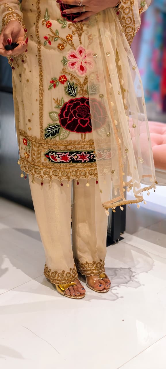 Regal Embroidered 3D Floral Bloom Highlighted Cut-Dana Work Royal Placement Premium Full Suit- 13324