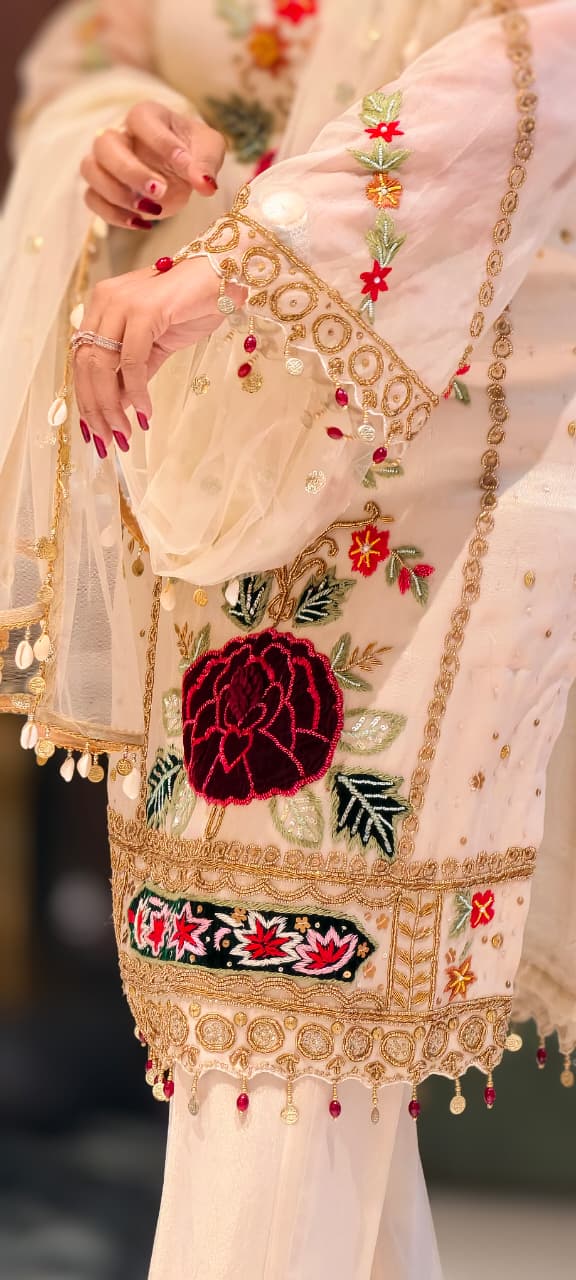 Regal Embroidered 3D Floral Bloom Highlighted Cut-Dana Work Royal Placement Premium Full Suit- 13324