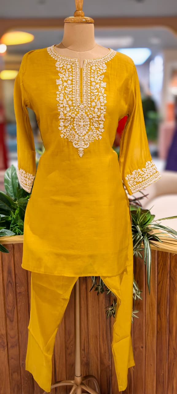 Surat Mul-Chanderi Chikankari Look Thread Embroidery Work Solid Co-Ord Set- 13411