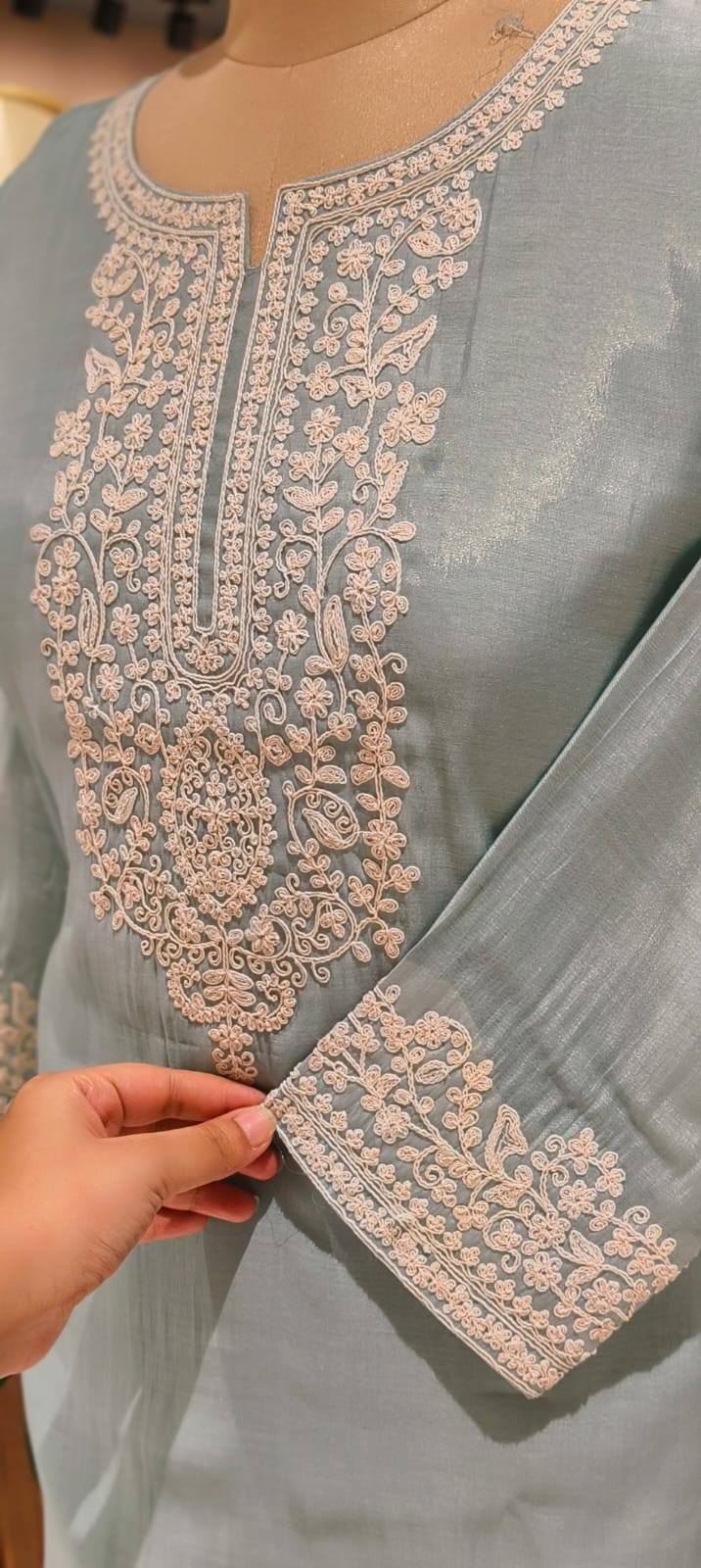 Surat Mul-Chanderi Chikankari Look Thread Embroidery Work Solid Co-Ord Set- 13411