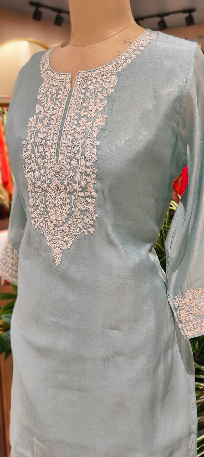 Surat Mul-Chanderi Chikankari Look Thread Embroidery Work Solid Co-Ord Set- 13411