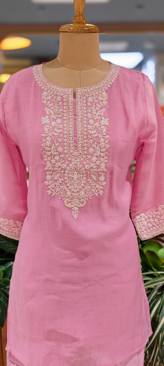 Surat Mul-Chanderi Chikankari Look Thread Embroidery Work Solid Co-Ord Set- 13411