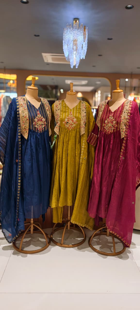 Royal Blush Banarasi Mul Chanderi Floral Ensemble A-Line Full Suit Set With Dupatta- 13449