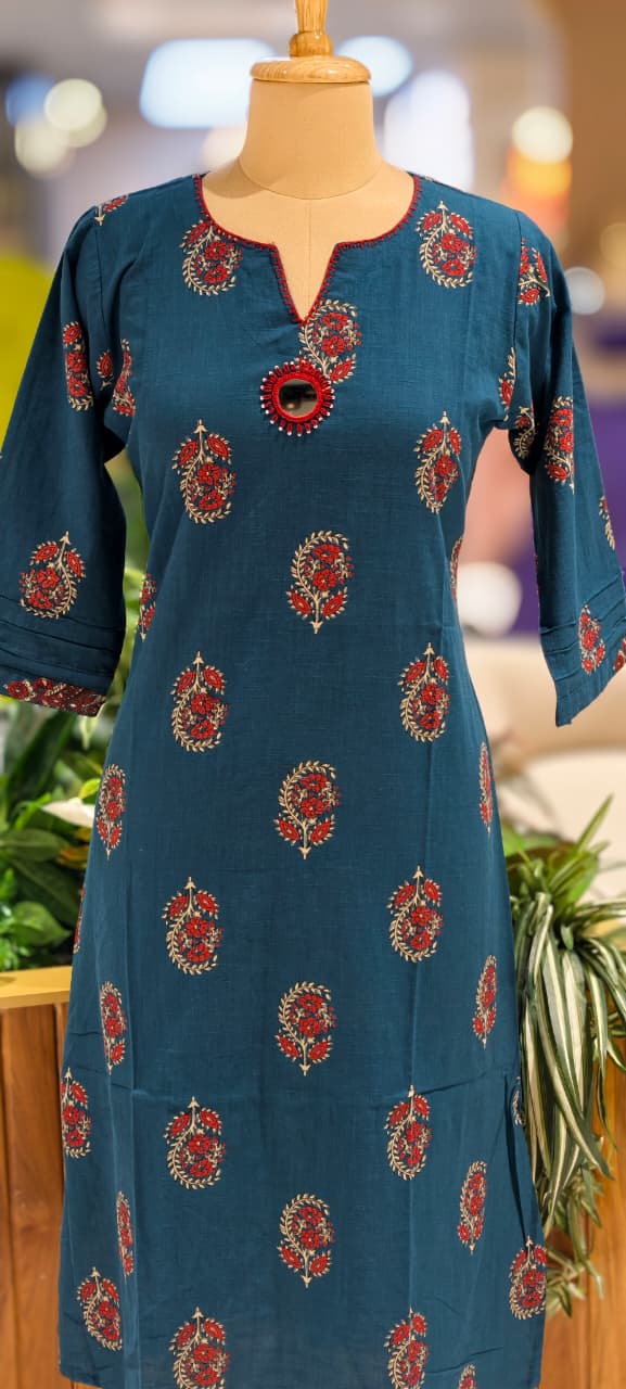 Banjara Bliss Printed V-Notch Neckline Printed A-Line Kurti Only-13523