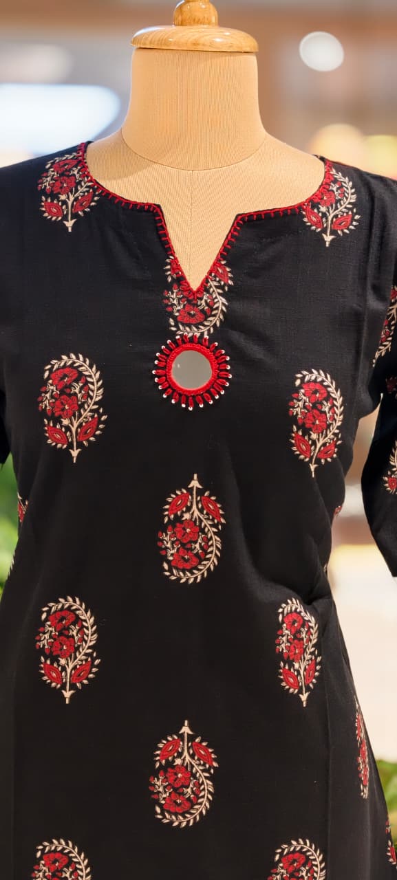 Banjara Bliss Printed V-Notch Neckline Printed A-Line Kurti Only-13523