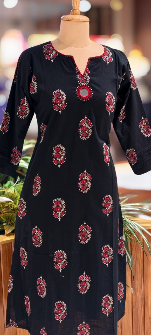 Banjara Bliss Printed V-Notch Neckline Printed A-Line Kurti Only-13523