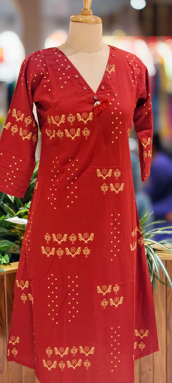 Solid Kurta With Real Mirror Neck Line Tiny Birds & Polka Print In Cotton Fabric- 13519