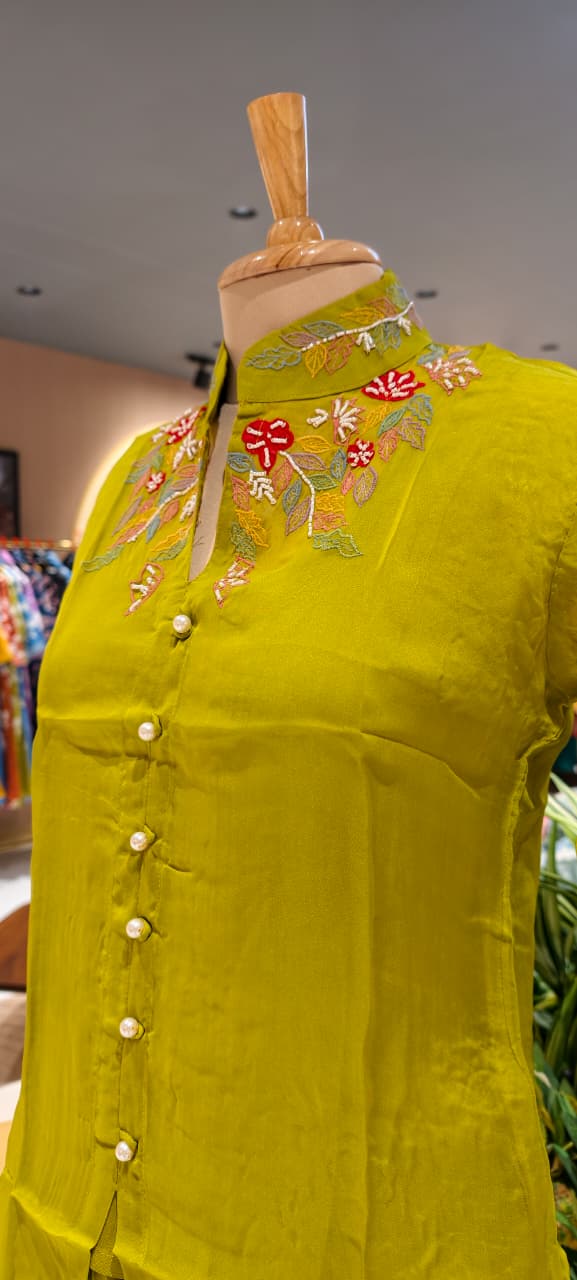 Pure Organza Co-Ord Set With Thread Embroidery & Tiny Pearl Cut-Dana Work- 13649