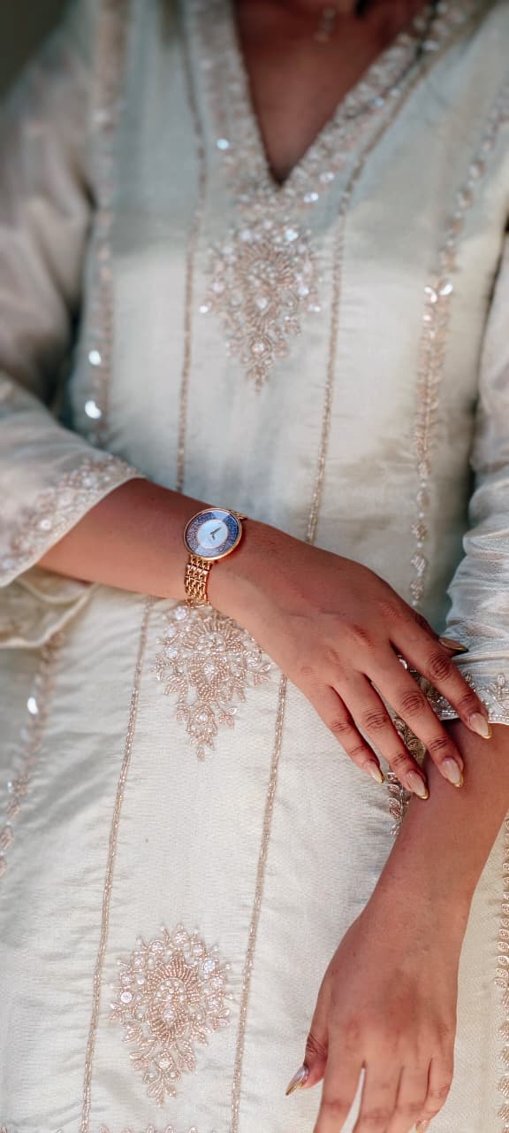 Sequin With Cut-Dana Placement Detailing Ivory Kurta Pant Set In Tissue Fabric- 13502