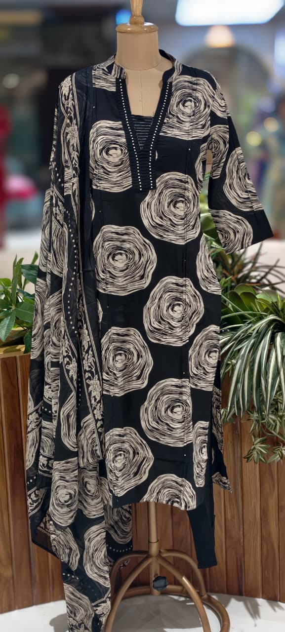 Nightmare Rounded Rose Printed Pleated Neck With Cut-Dana Upwork Cotton Full Suit Set With Dupatta