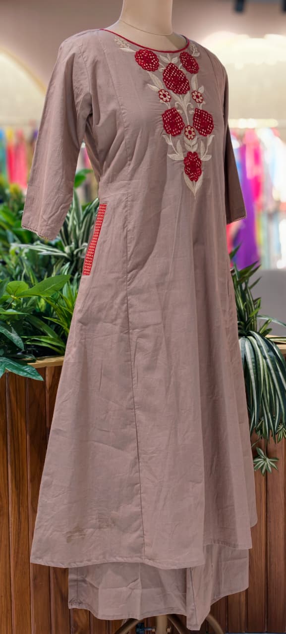 Floral Yoke Thread Embroidered A-Line Cotton Kurta Pant Set With Side Pockets- 13714