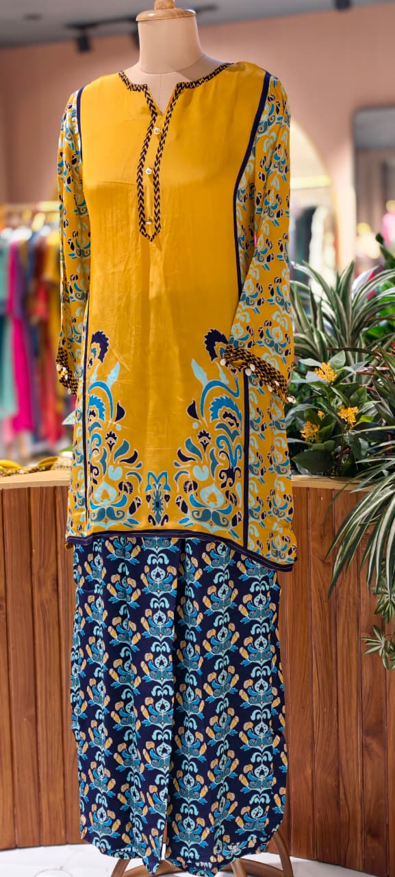 Mosaic Printed Crystaled Buttoned Neck Line Kurta Pant Set In Crepe Fabric(Slightly Lean Fit)- 13759 Dispatching After Monday