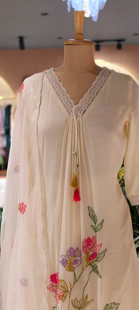 Floral Meadowed Patch Look Crosia Work A-Line Full Suit Set With Dupatta In Crush Cotton Fabric- 13780