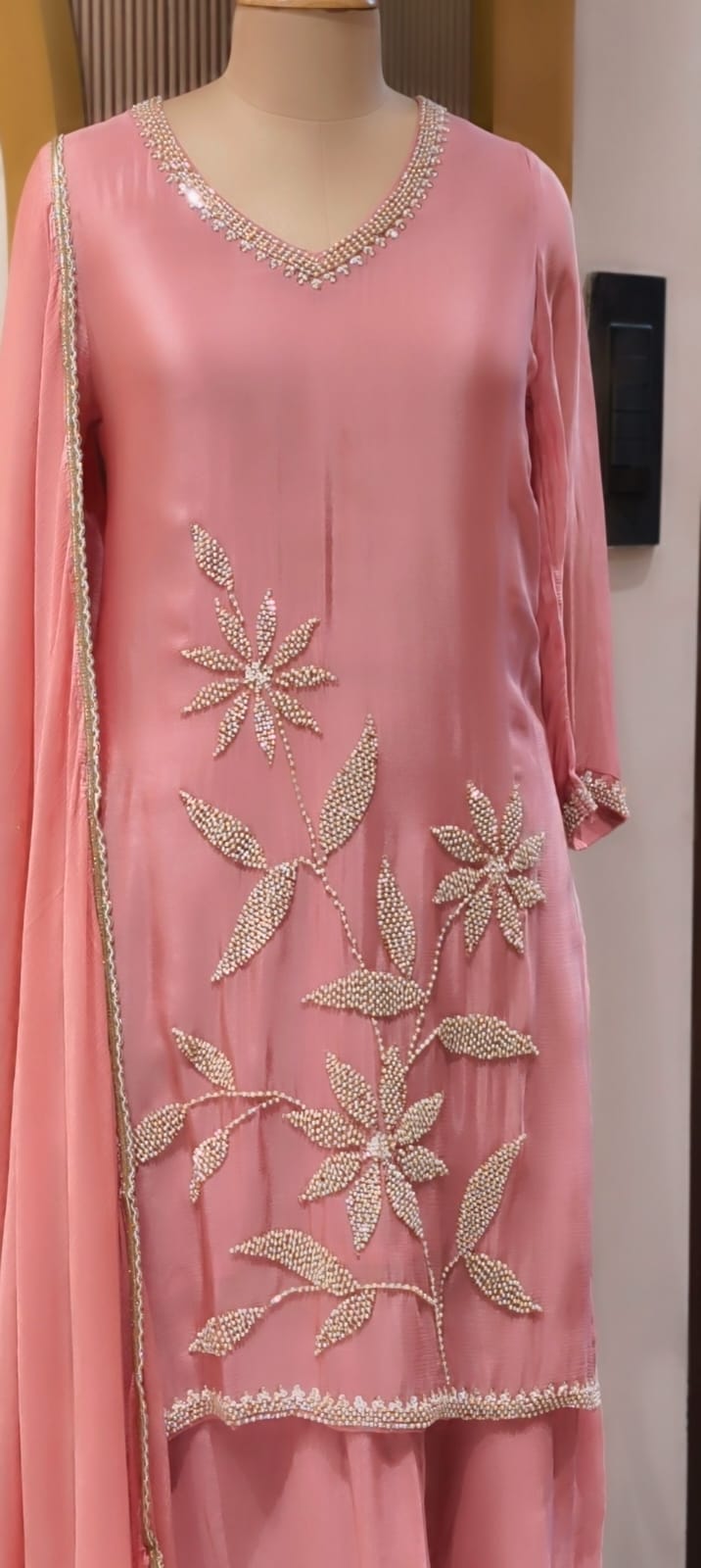Silver Cut Dana Pastel Elegance Leafy Embroidered Festive Wear Chinon Full Suit Set With Dupatta- 13802