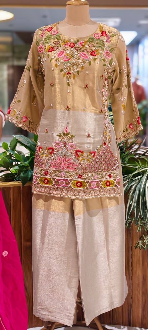 Grand Floral Blossom Intricate Thread Embroidery With Stone Upwork Classic Tale Heavy Full Suit Set With Dupatta In Tissue Fabric- 13811